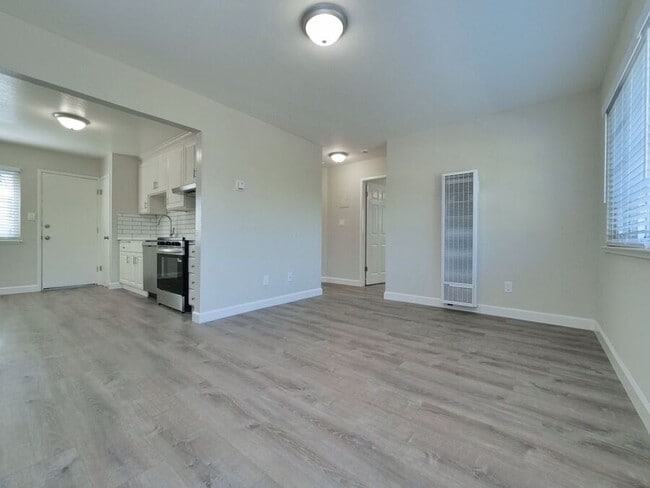 Building Photo - 16016 Marcella St