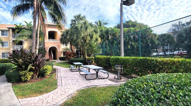 Building Photo - 6418 Emerald Dunes Dr
