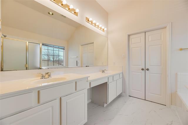 Building Photo - 5525 Buckskin Dr