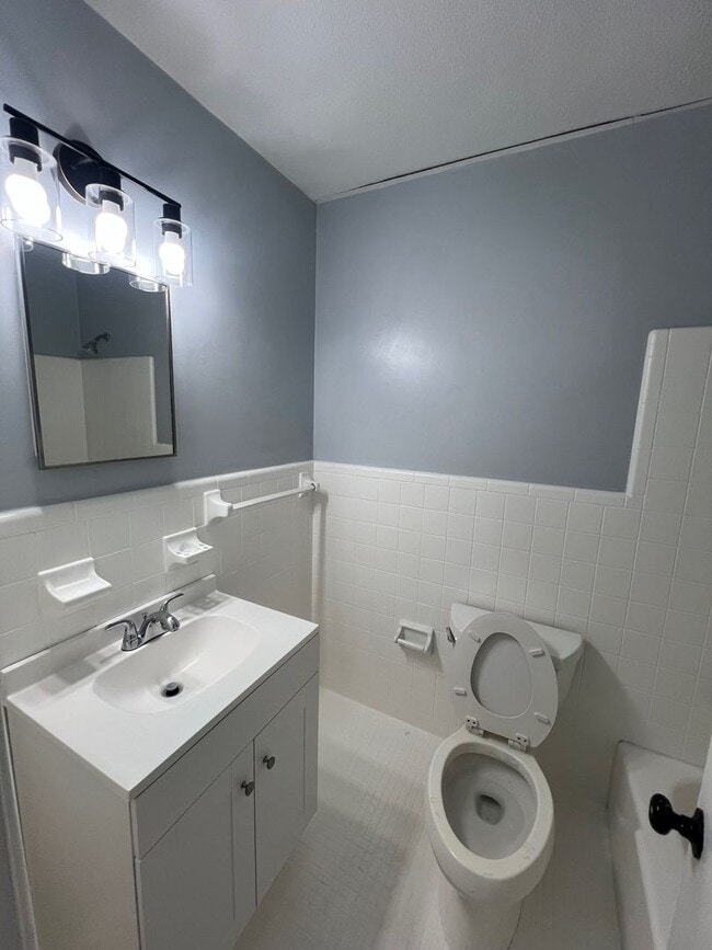 Building Photo - 311 Gentilly Rd