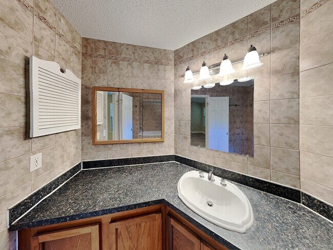 Building Photo - 4969 Ferrell Ln