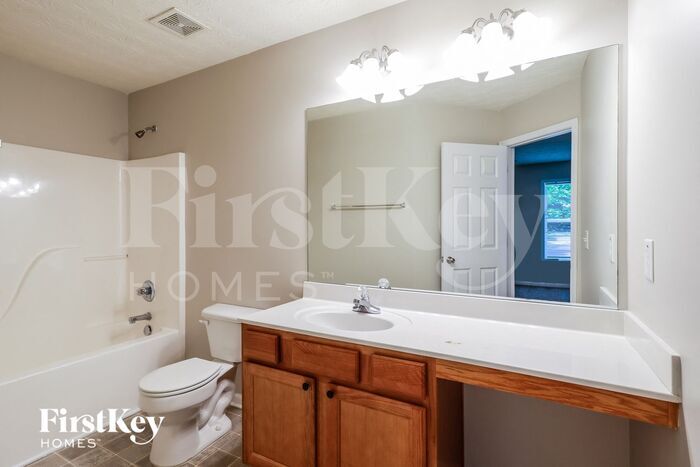 Building Photo - 1372 Alcovy Falls Dr SE