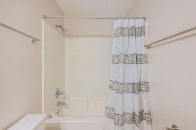 Building Photo - 4276 Calinda Ln