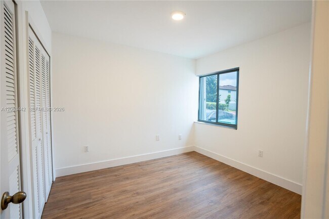 Building Photo - 9124 SW 156th Ct