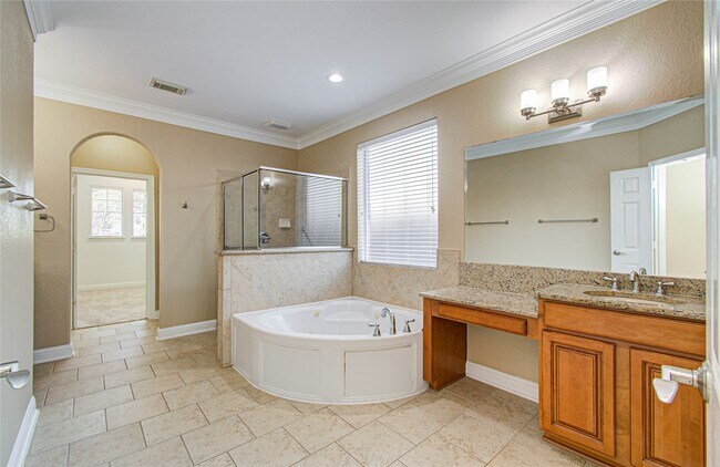 Building Photo - 3730 Arundel Gardens Ln