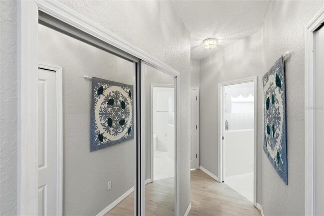 Building Photo - 2499 Silver Palm Rd