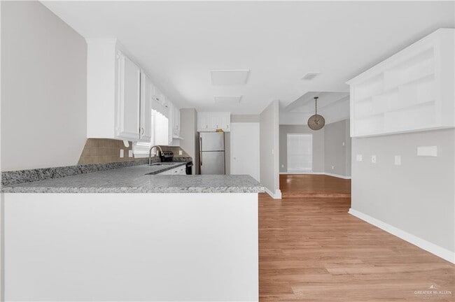 Building Photo - 19 N 30th St