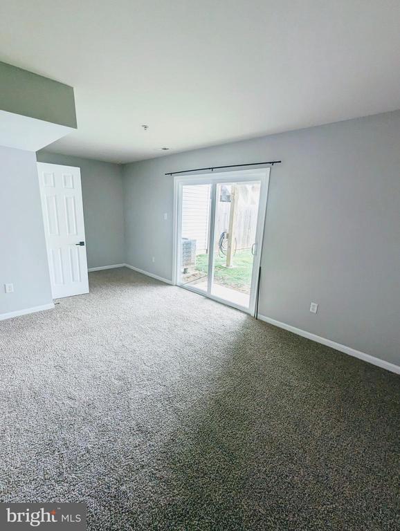 Building Photo - 121 Eagles Ridge