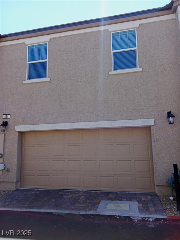 Building Photo - 664 Anemone Ln