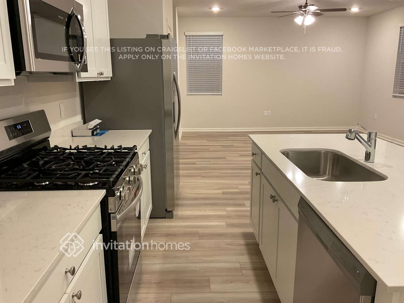 Building Photo - 5088 Mifford Dr