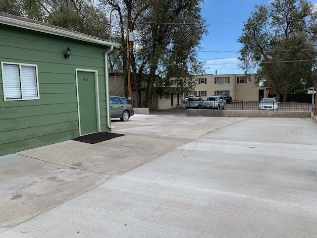 Building Photo - 1342 N Washington Ave