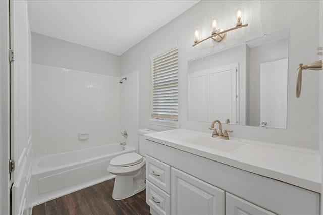 Building Photo - 1001 Weston Dr