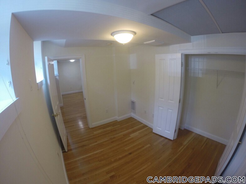 Building Photo - 26 Chauncy St