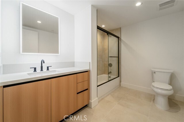 Building Photo - 7510 Sepulveda Blvd