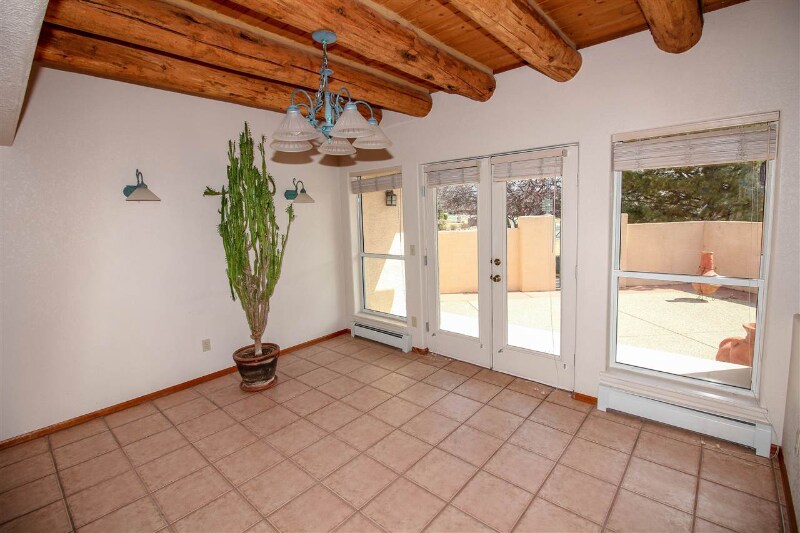 Building Photo - 783 N Sedona Ct