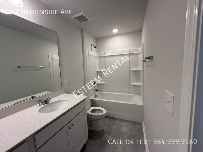 Building Photo - 297 Broomside Ave