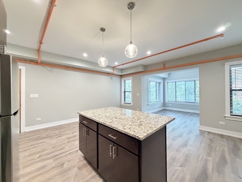 Building Photo - 1509 Maple Ave