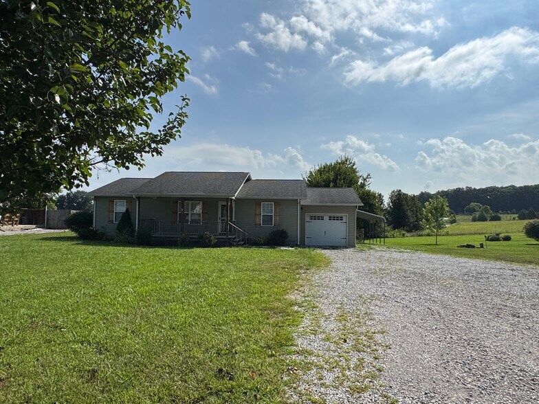 Building Photo - 7901 Hilham Rd