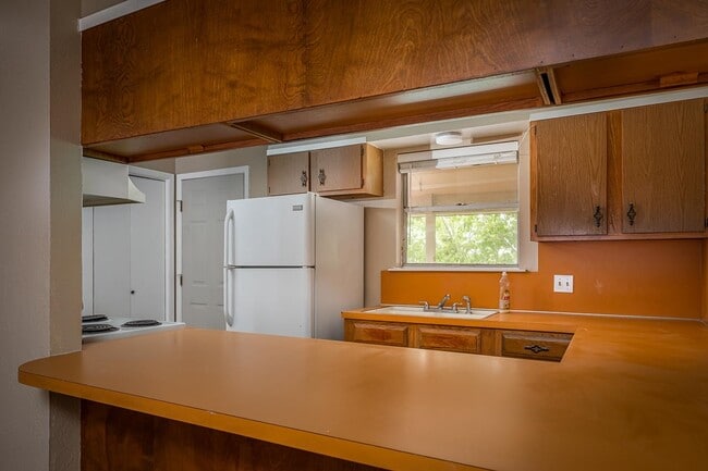 Building Photo - 100 Shannon Cir