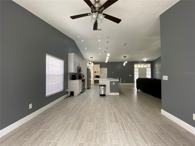 Building Photo - 1516 Crosswind Cir