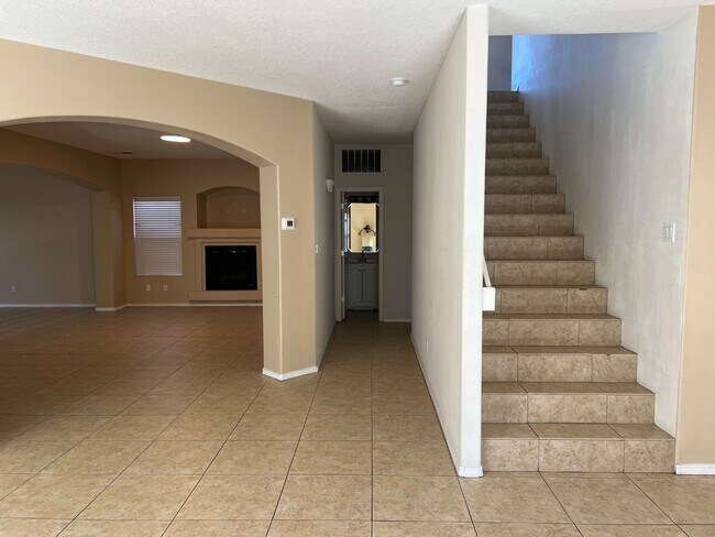 Building Photo - 9219 Colima Ave NW