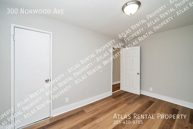 Building Photo - 300 Norwood Ave