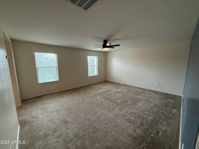 Building Photo - 12038 W Briles Rd