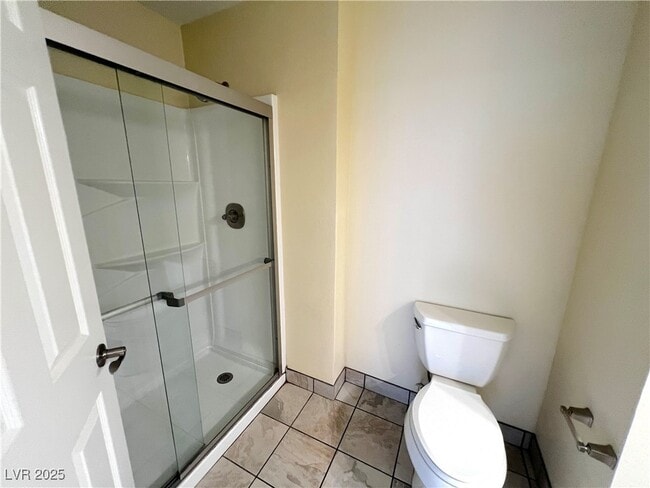 Building Photo - 7300 W Pirates Cove Rd