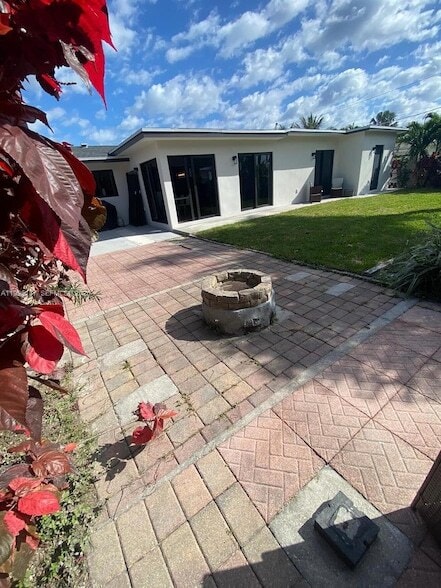 Building Photo - 234 Avalon Ave