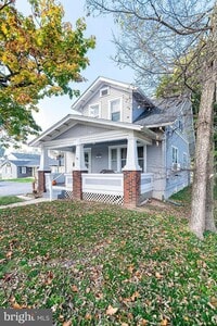 Building Photo - 2972 Winchester Ave