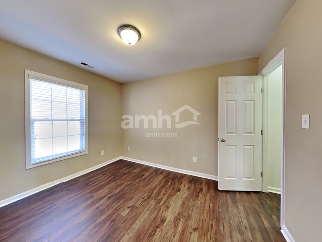 Building Photo - 1232 Sweetgrass St