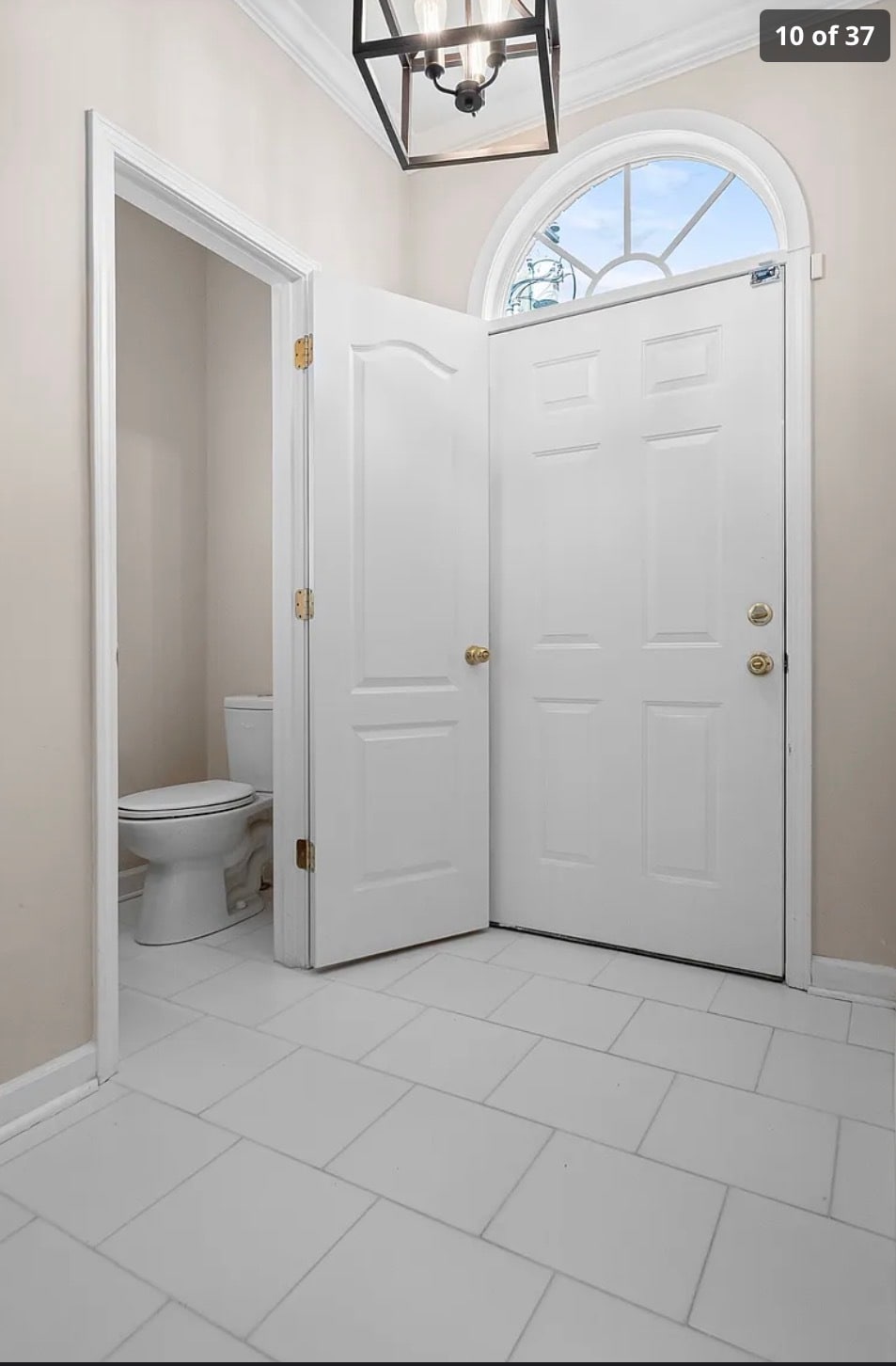 Building Photo - 1921 28th Ave N