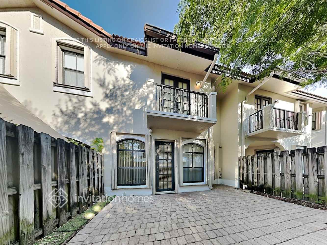 Building Photo - 3250 NW 103rd Path