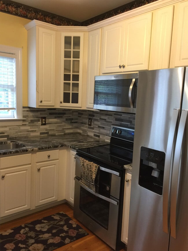 Building Photo - 1834 Rolfe Way