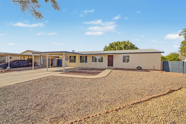 Building Photo - 8601 N 103rd Ave