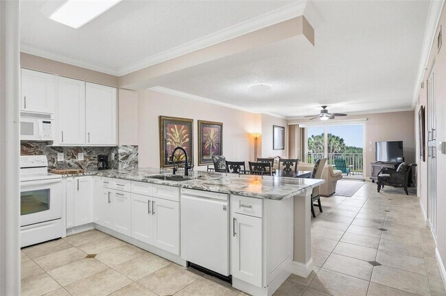 Primary Photo - 60 Surfview Dr