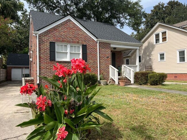 Primary Photo - 1001 Ashley Ave