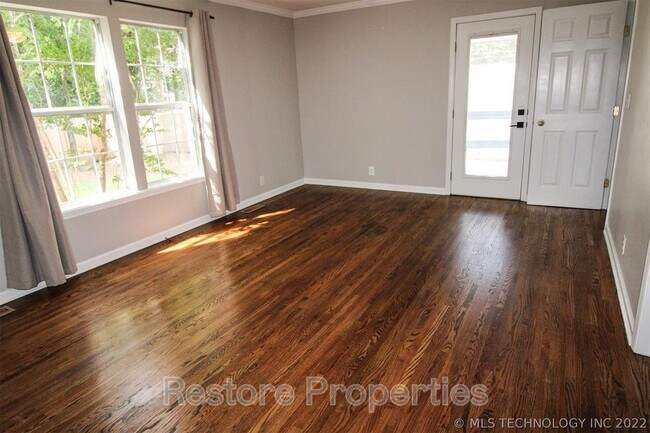 Building Photo - 5510 S Owasso Ave