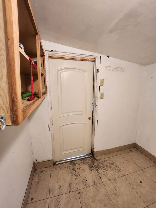 Building Photo - 4730 68th Ln N