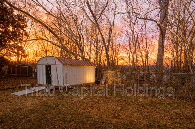 Building Photo - 1431 Verdun St