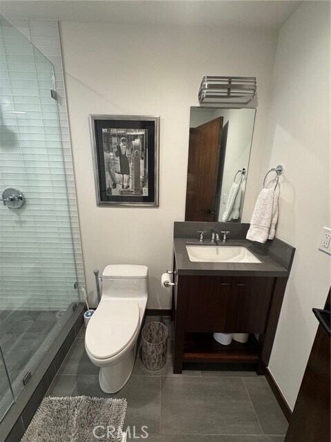 Building Photo - 1120 Palm Dr