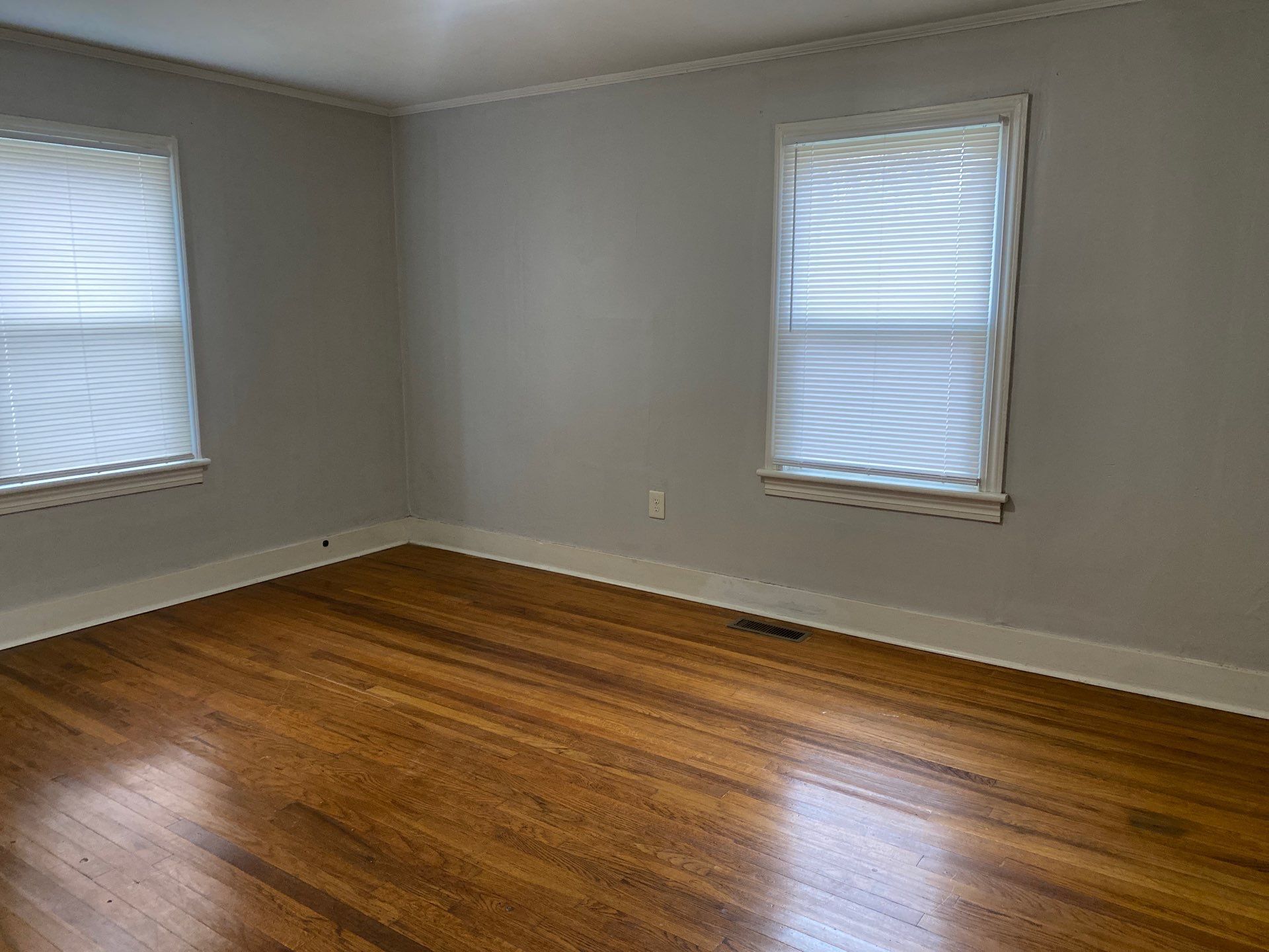 Building Photo - 36 Bryant St