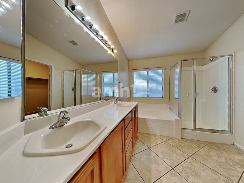 Building Photo - 5828 Michael Dean St