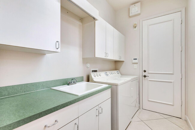 Building Photo - 227 Porto Vecchio Way