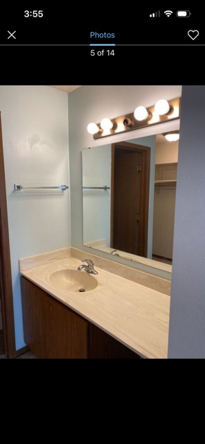 Building Photo - Woodside