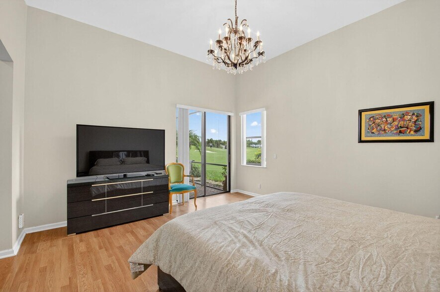 Building Photo - 4465 Barclay Fair Way
