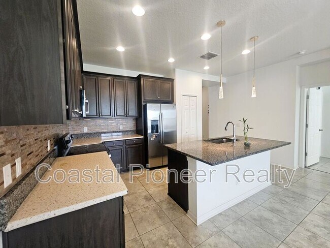 Building Photo - 16073 Sonoma Grv Cir