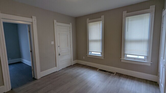 Building Photo - Atlas Investment Group, LLC (569 Allyn St ...