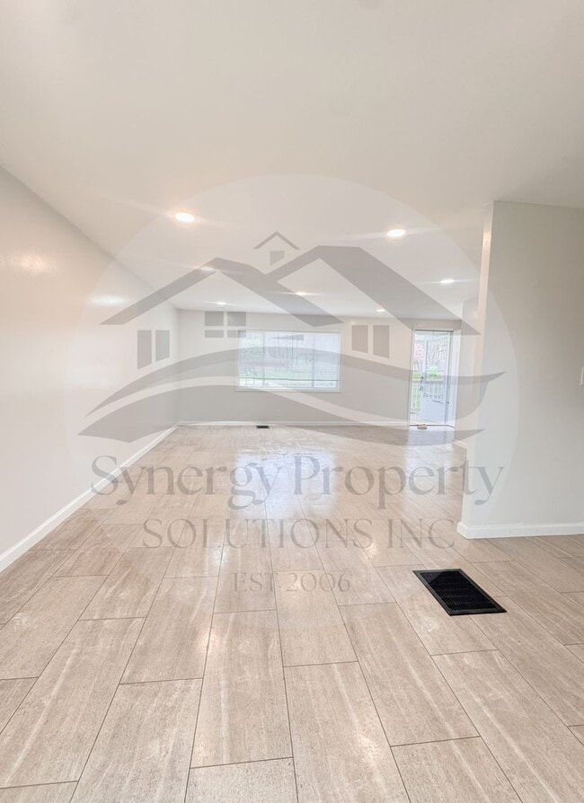 Building Photo - Lexington Ranch