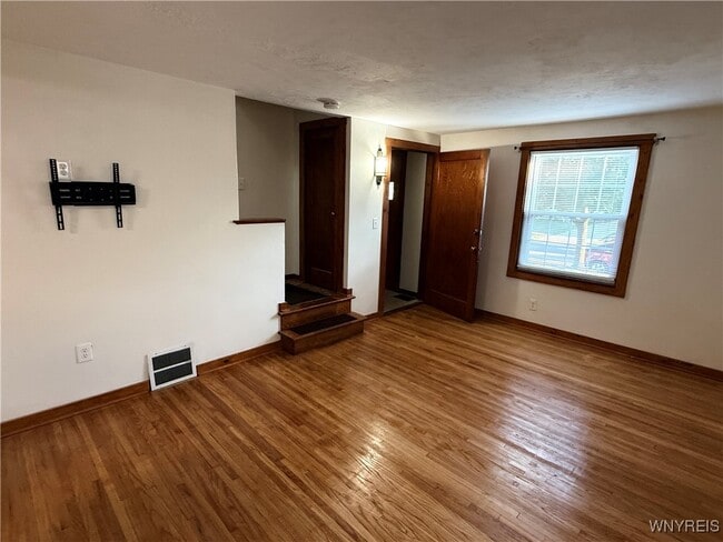 Building Photo - 161 Pullman Ave
